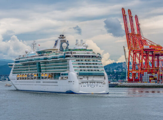 caribbean cruise ship size