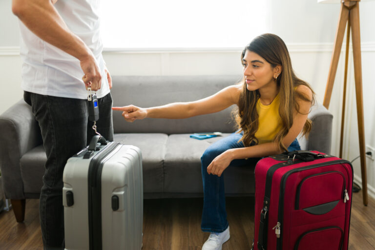 10 Quick Packing Hacks for Your Next Family Trip