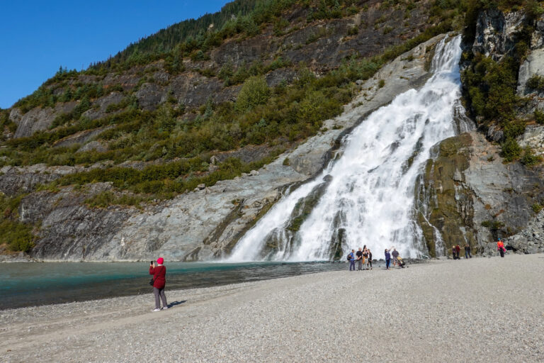 Absolutely the Best & Worst Alaska Shore Excursions for First-Timers