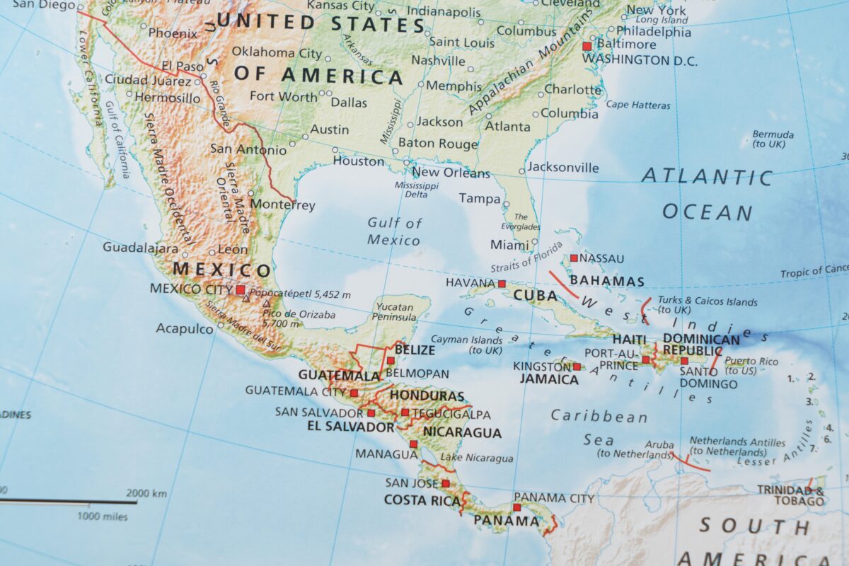 Map showing North America, Central America, and the Caribbean, including Mexico, the Bahamas, Bermuda, and Panama, with labeled seas and countries.
